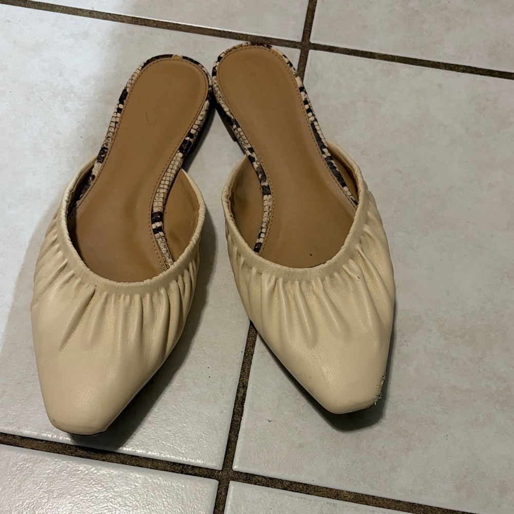 Circus by Sam Edelman Cream Ruched Pointed-Toe Slip-On Mules